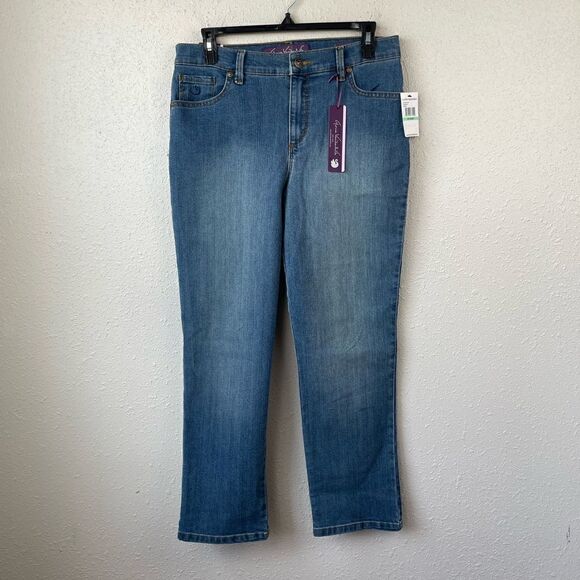 NWT Gloria Vanderbilt Sculpted Stretch Jeans Size 8 Petite - Picture 1 of 7